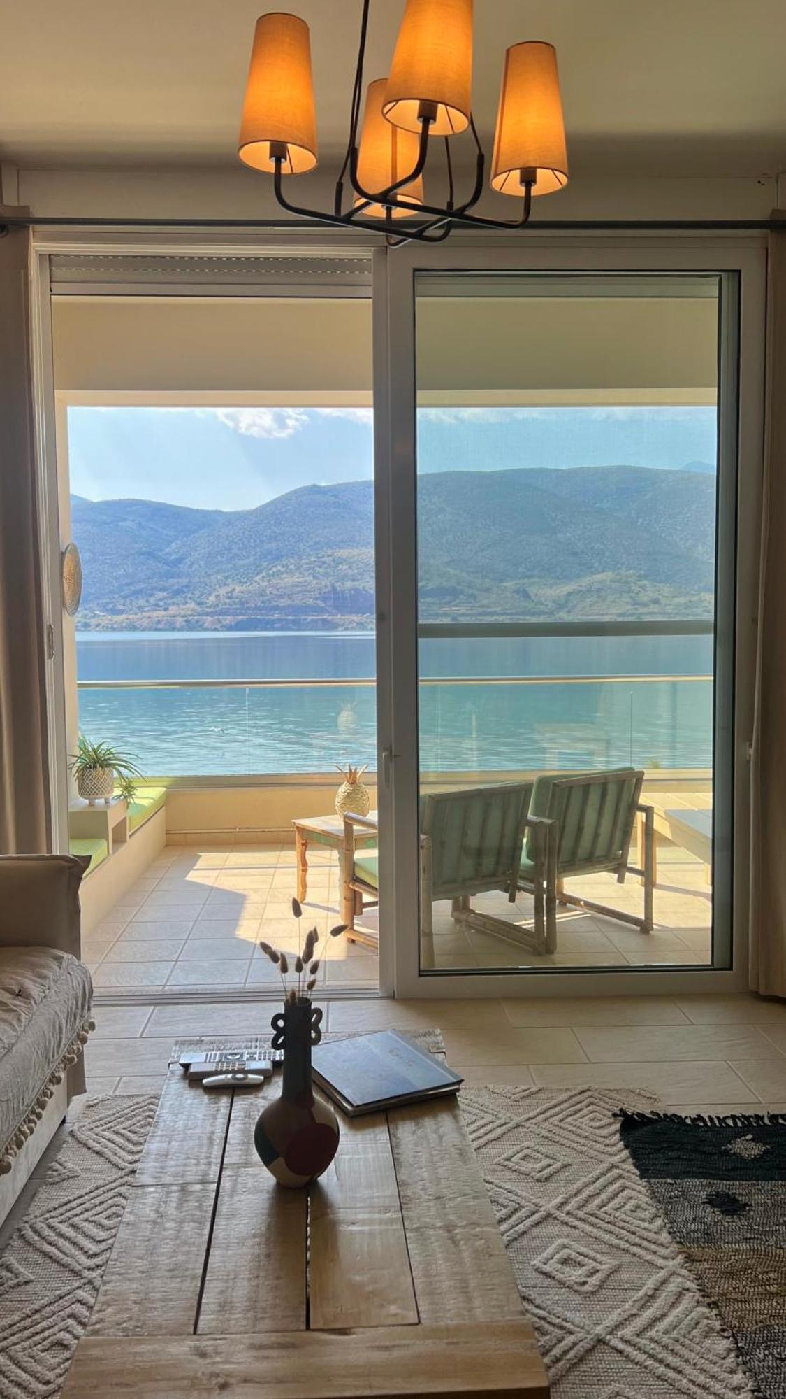 Beach House In Itea-Delphi Buitenkant foto